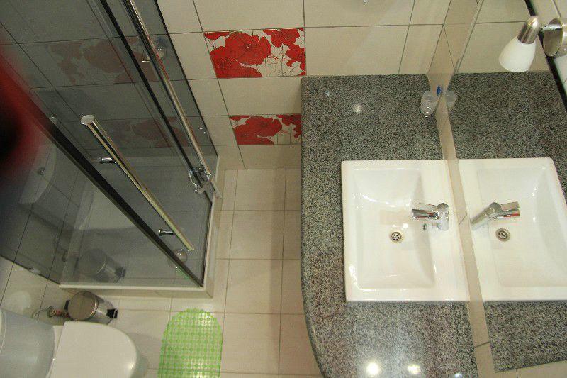 Comfort Hotel Kovel Bagian luar foto